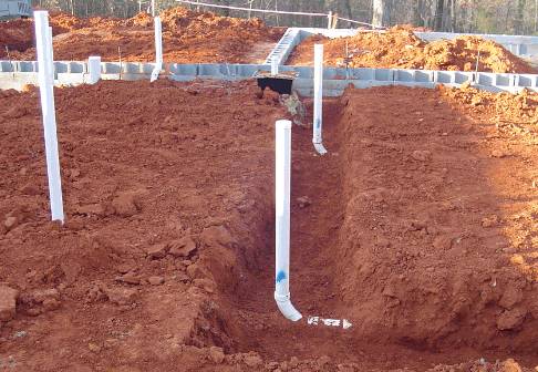 How Deep are Plumbing Pipes under a Slab House 